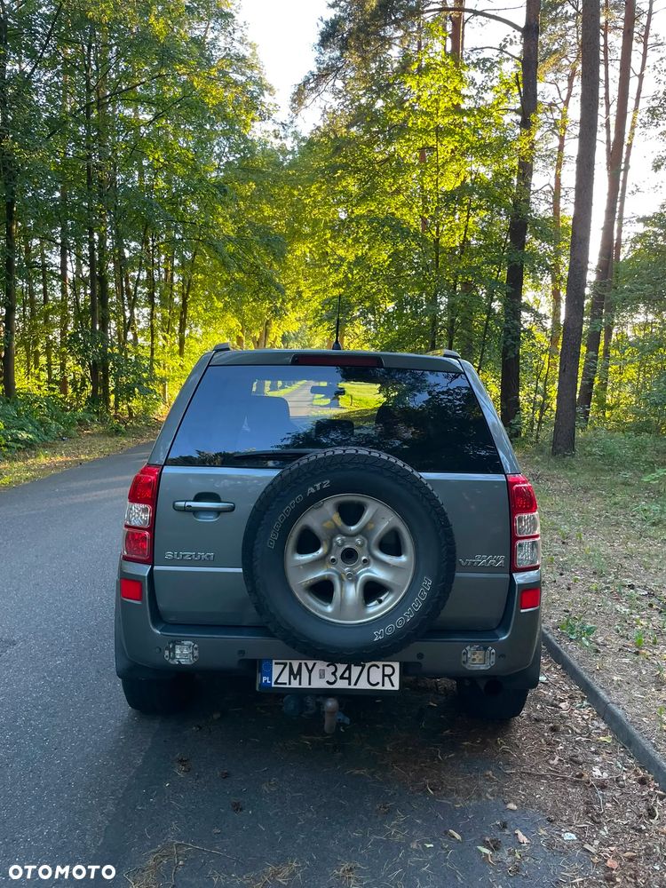Suzuki Grand Vitara 2.0 - 3