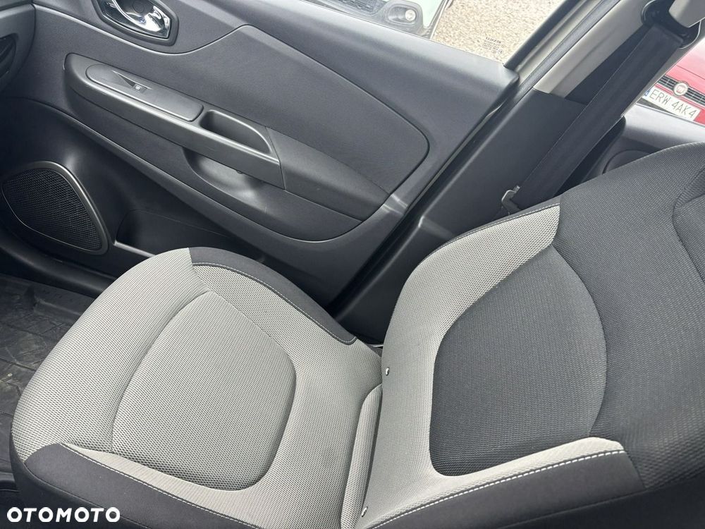 Renault Captur - 27