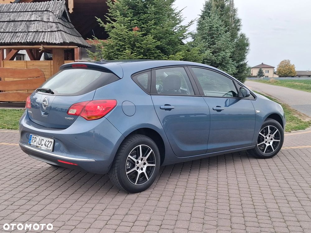 Opel Astra 1.4 Turbo Edition - 10