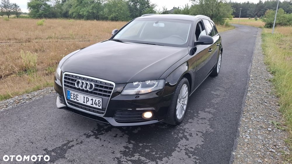 Audi A4 Avant - 1