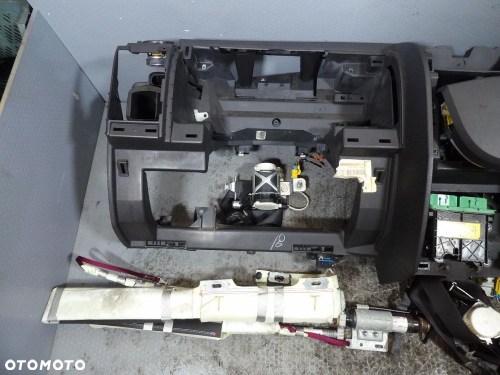 DODGE NITRO KONSOLA DESKA AIRBAG KOKPIT - 2