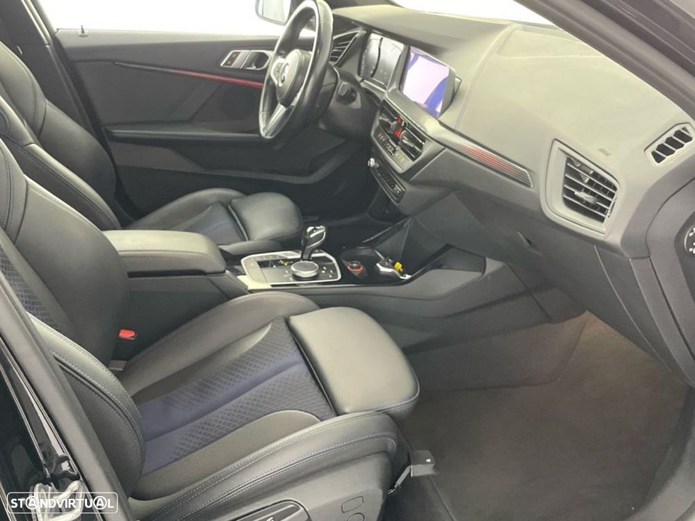 BMW 118 i Pack Desportivo M Auto - 21