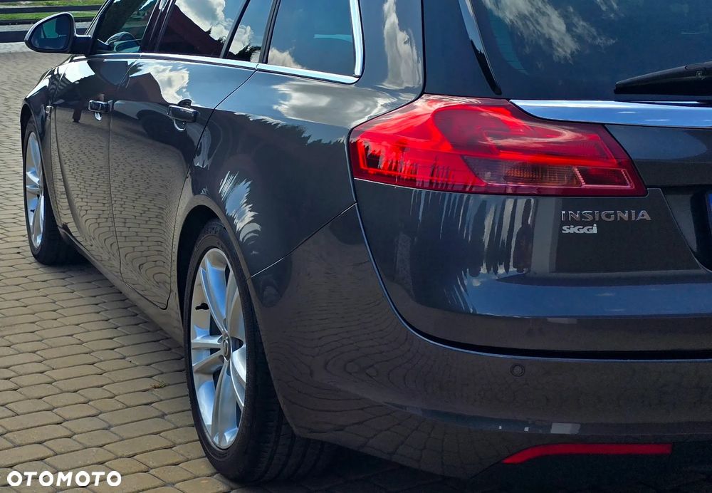 Opel Insignia - 16