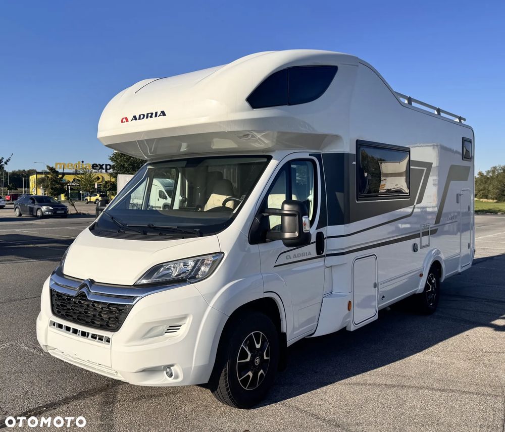 Adria Coral XL