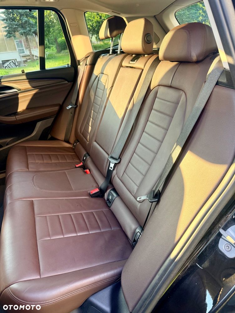 BMW X3 xDrive25d xLine - 9