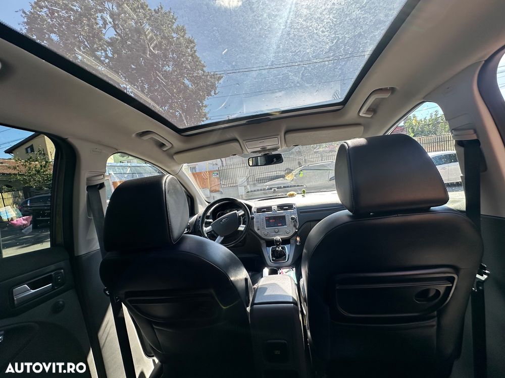 Ford Kuga 2.0 TDCi 4x4 Titanium - 10