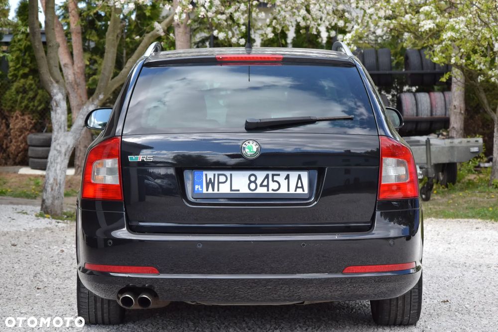 Skoda Octavia 2.0 TSI RS - 6
