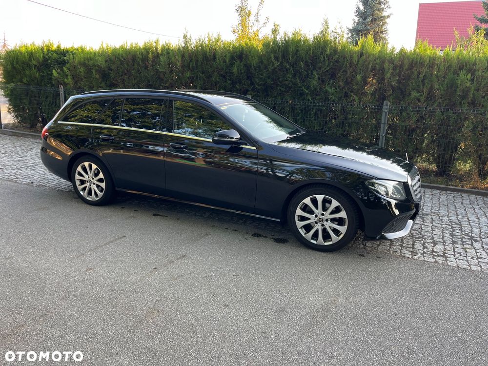 Mercedes-Benz Klasa E 220 d 9G-TRONIC - 5