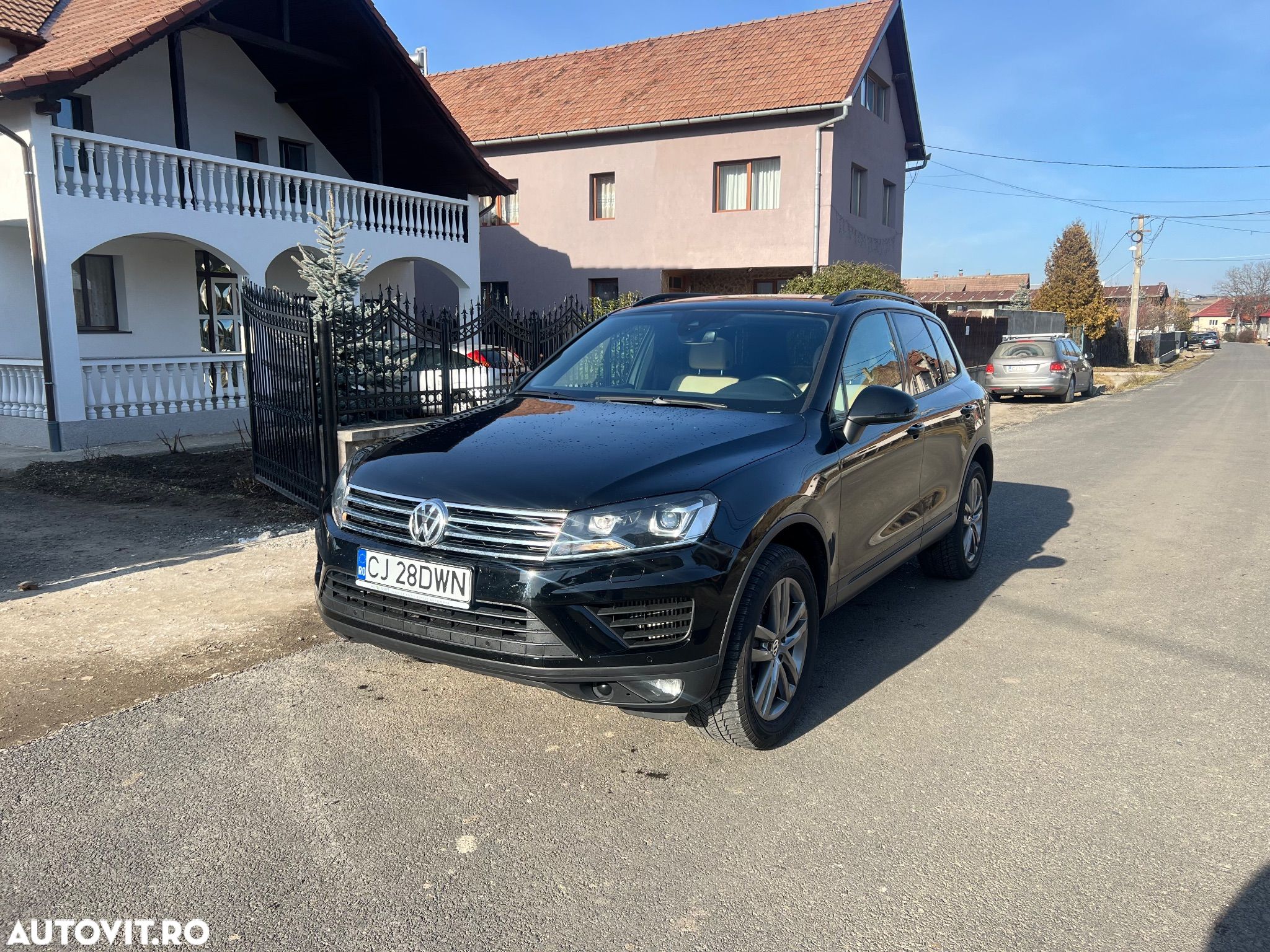 Volkswagen Touareg 3.0 V6 TDI SCR Blue Motion DPF Automatik Executive Edition - 1