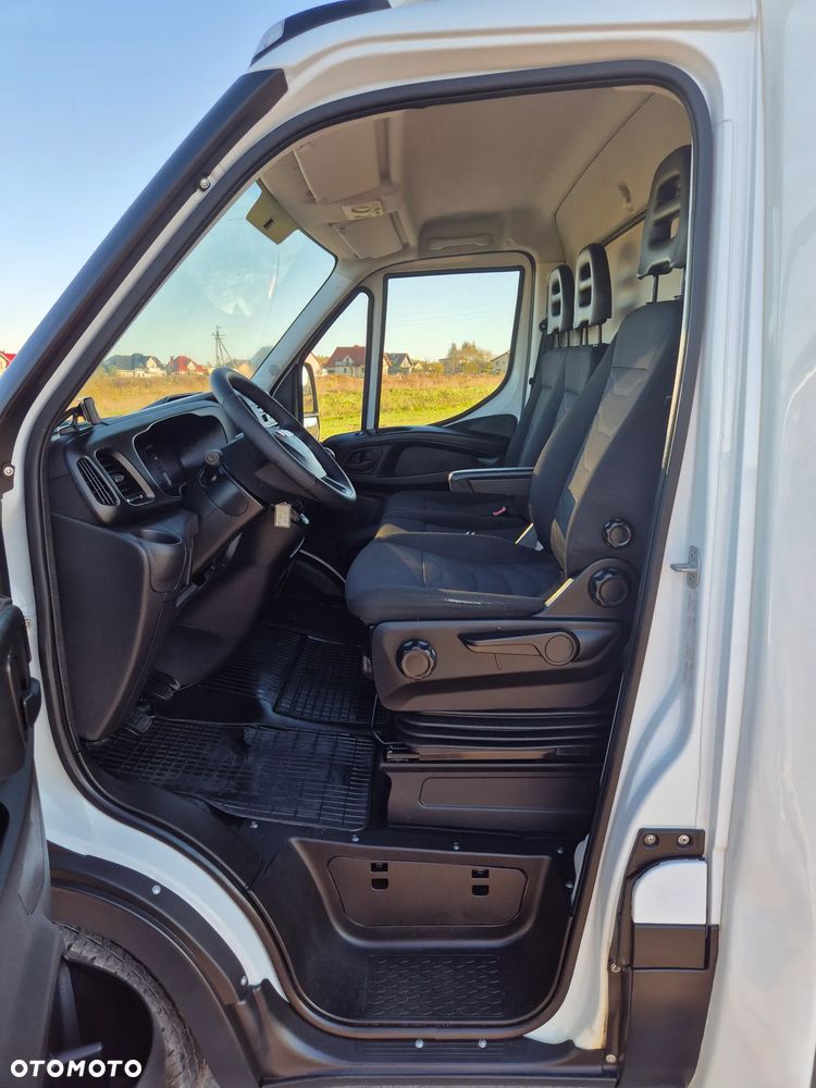 Iveco DAILY 35S15 CHŁODNIA MROŹNIA THERMO KING V-200 MAX FUNKCJA GRZANIA ZASILANIE ZEWNĘTRZNE 230V 2018R - 29