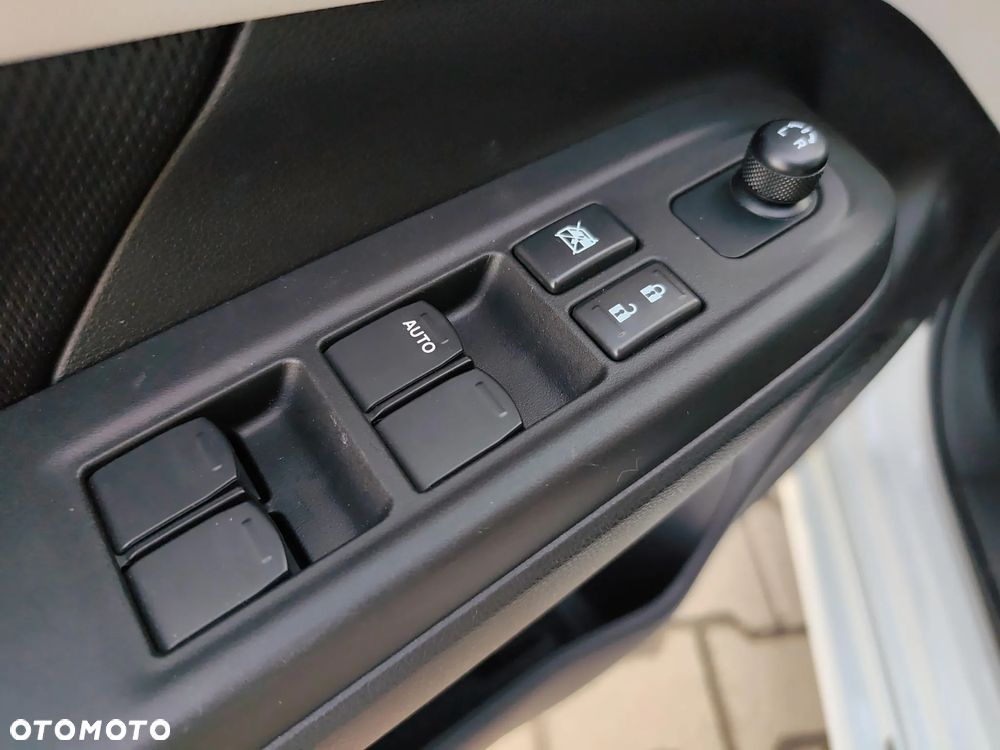 Suzuki Swift 1.2 Dualjet SHVS Premium Plus CVT - 19