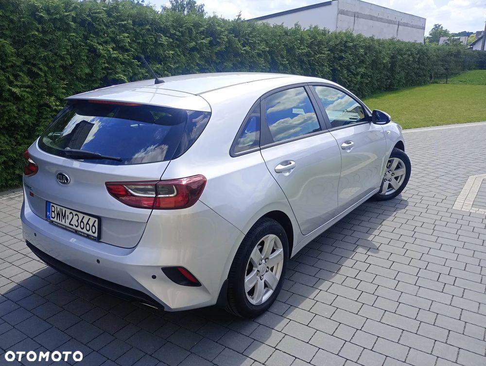 Kia Ceed 1.6 CRDi SCR L - 6