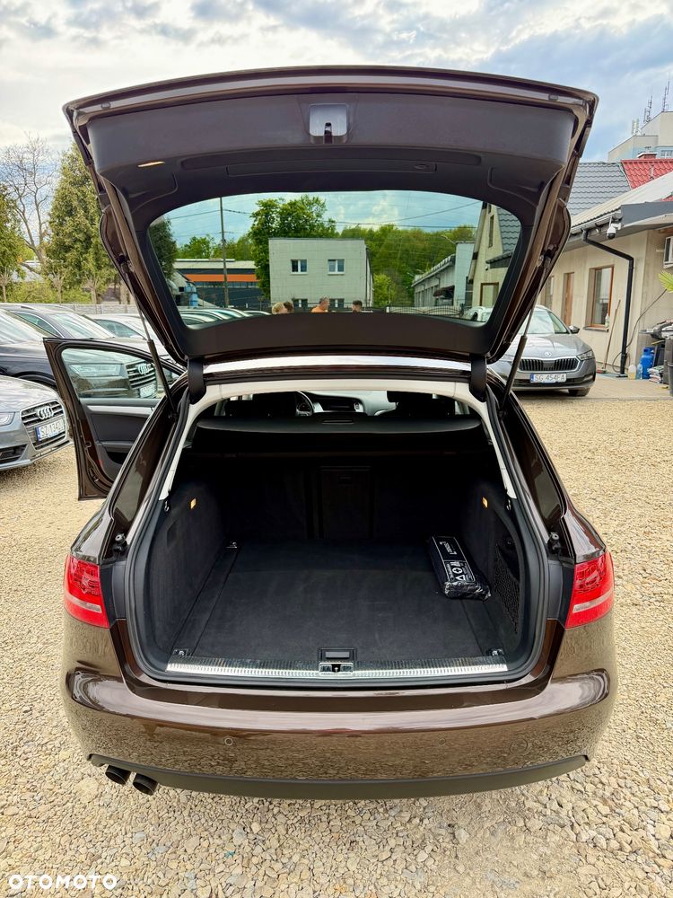 Audi A4 Avant 2.0 TDI DPF Attraction - 25