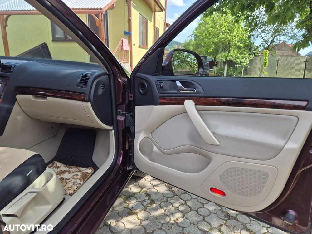 Skoda Octavia 1.2 TSI Ambiente - 15