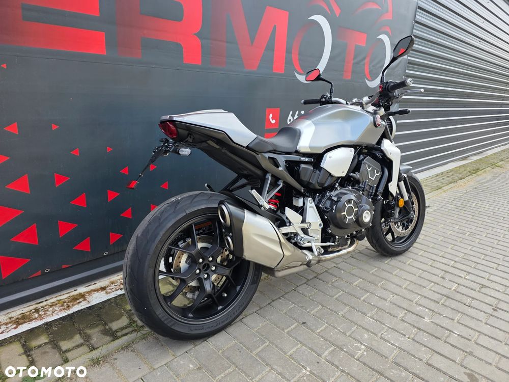 Honda CB - 3