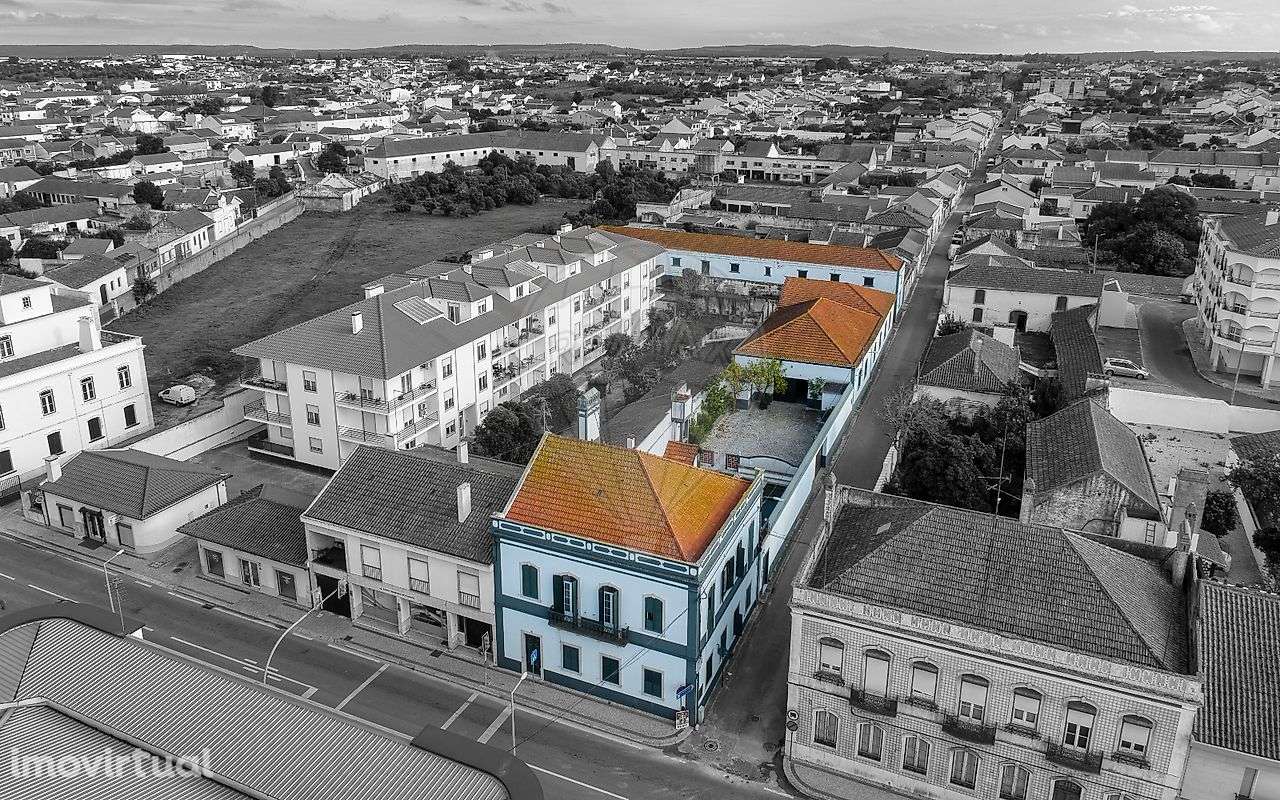 Moradia T8 para venda - Grande imagem: 3/46