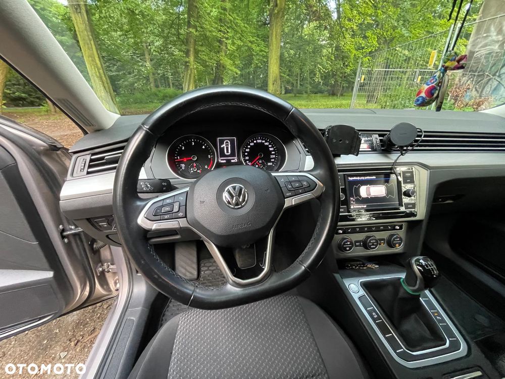 Volkswagen Passat 2.0 TDI EVO Essence - 6