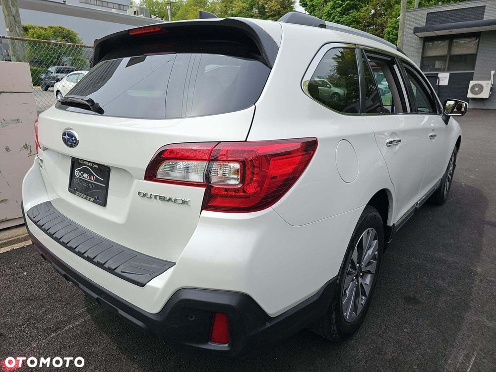 Subaru Outback - 4