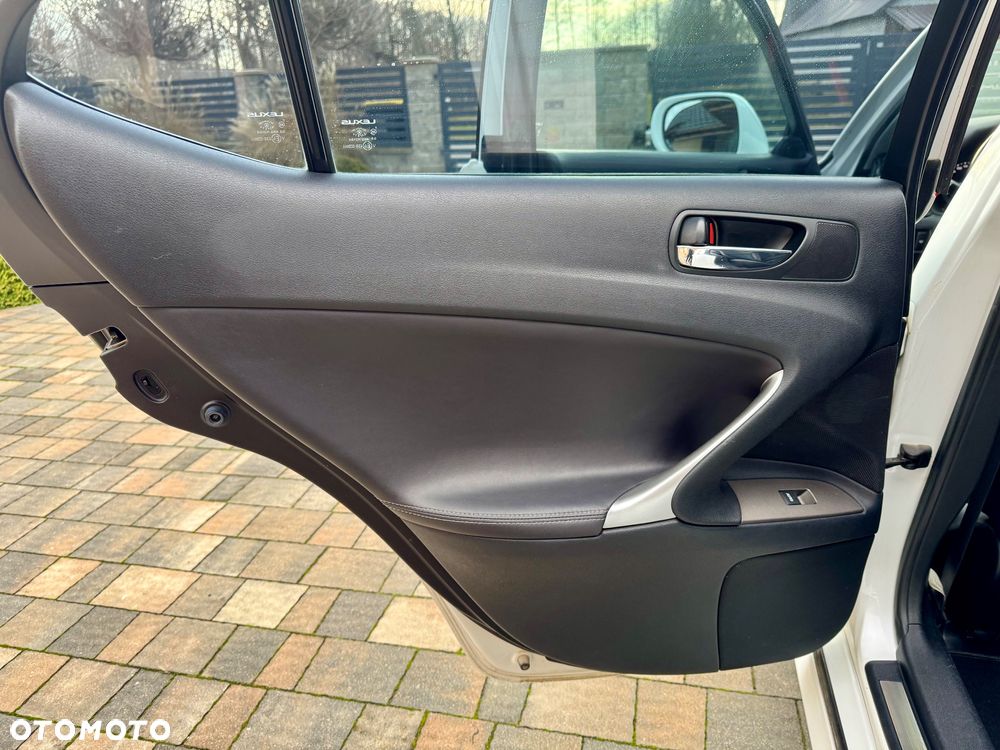 Lexus IS 250 Sport - 10