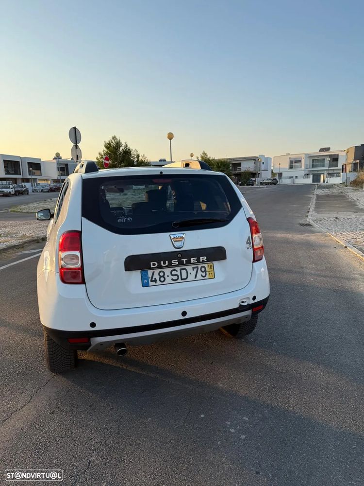 Dacia Duster 1.5 dCi Tour 4WD - 5