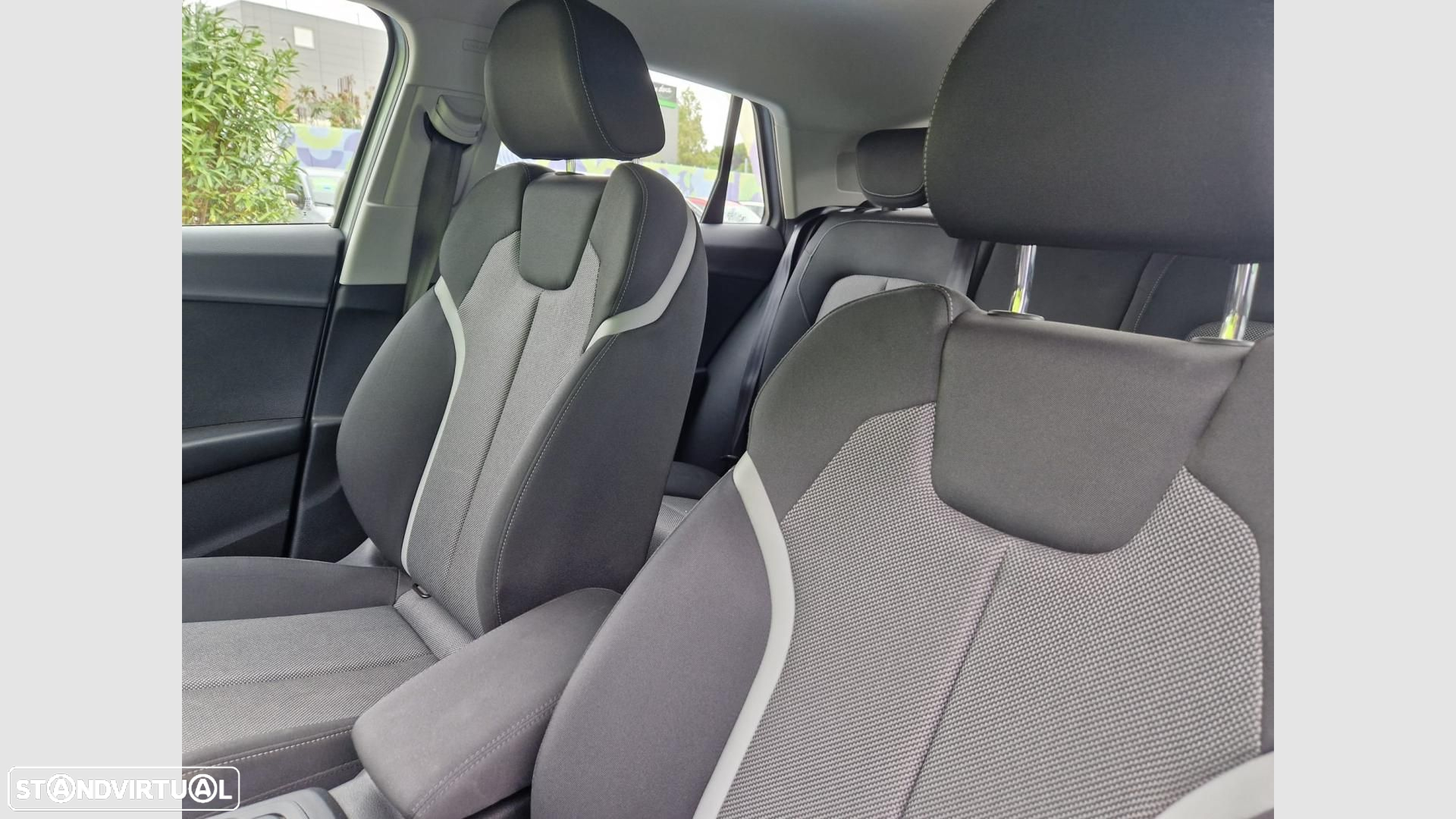 Audi Q2 30 TFSI Advanced - 11