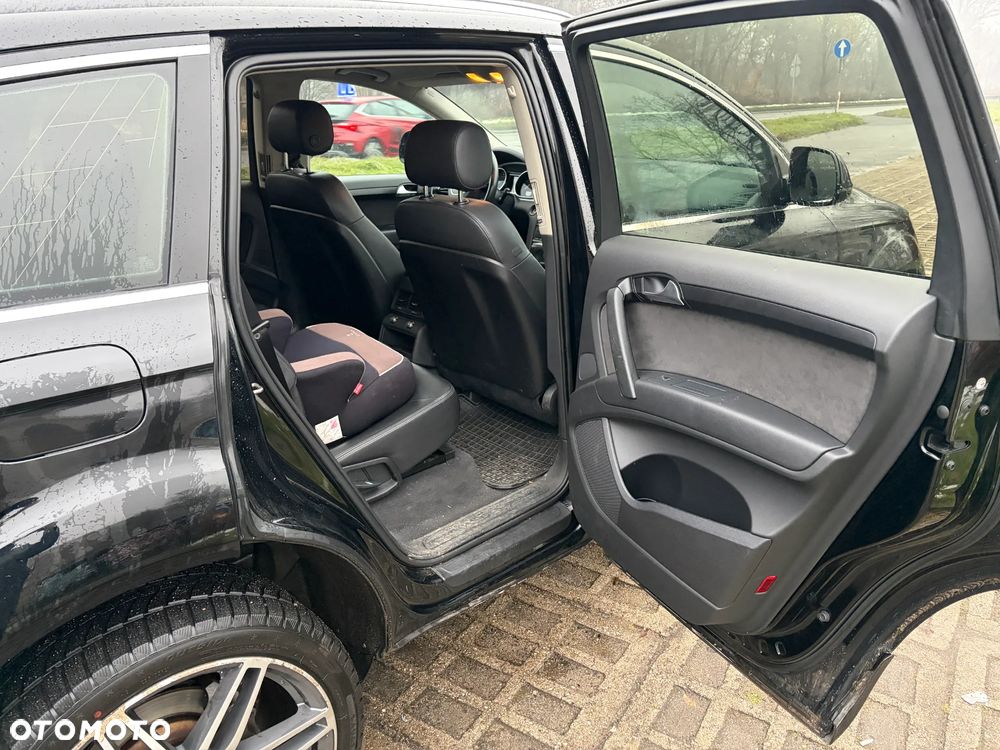 Audi Q7 3.0 TDI DPF clean diesel Quattro Tiptronic - 24