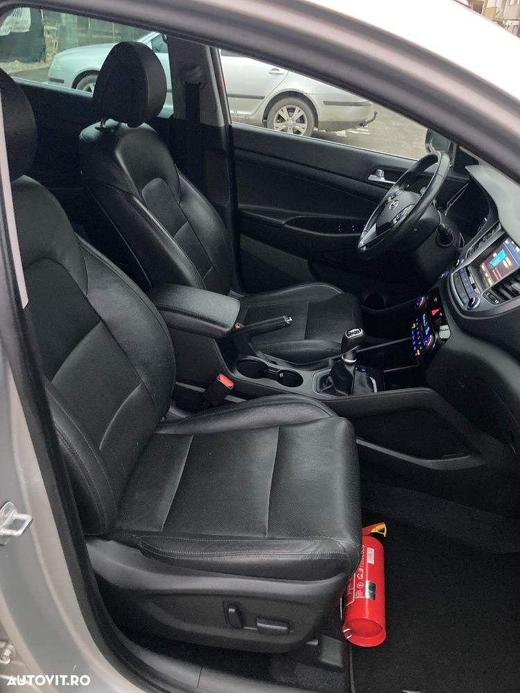 Hyundai Tucson 2.0 CRDI 4WD Premium - 17