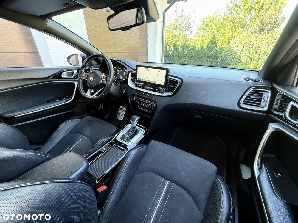 Kia ProCeed 1.5 T-GDI DCT7 OPF GT LINE - 31