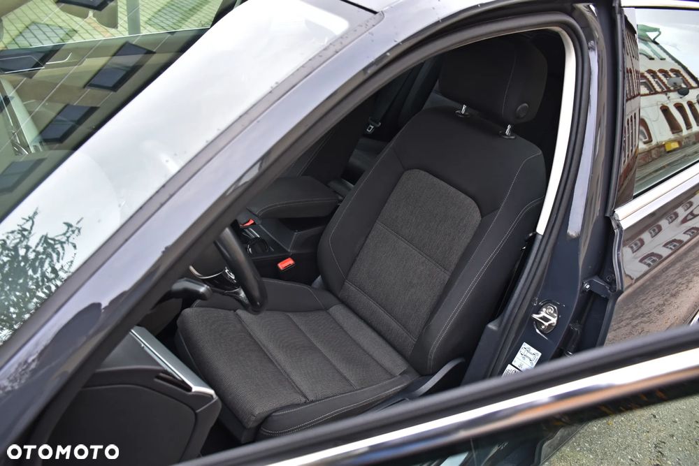 Volkswagen Passat 2.0 TDI BMT Comfortline - 15