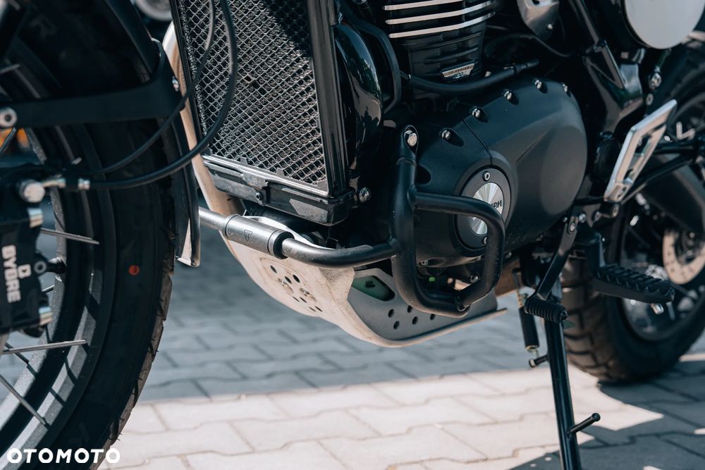 Triumph Scrambler - 6