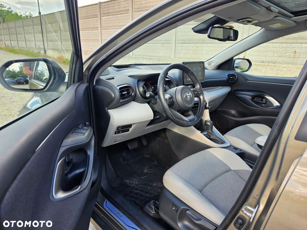 Toyota Yaris Hybrid 1.5 Executive - 7