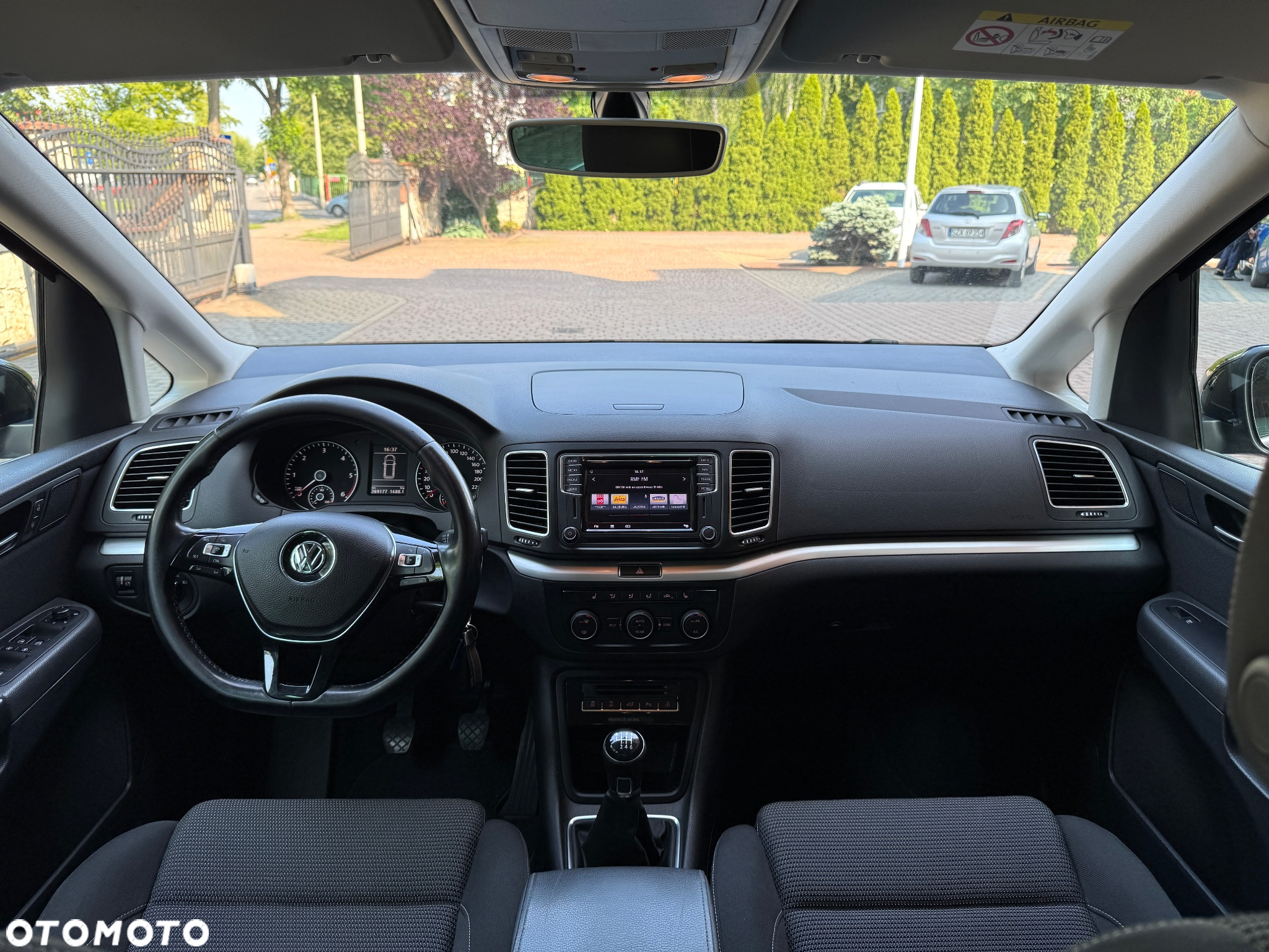 Volkswagen Sharan 2.0 TDI BMT Highline - 9
