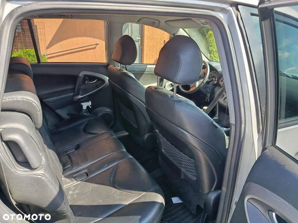 Toyota RAV4 2.2 D-4D Luna - 8