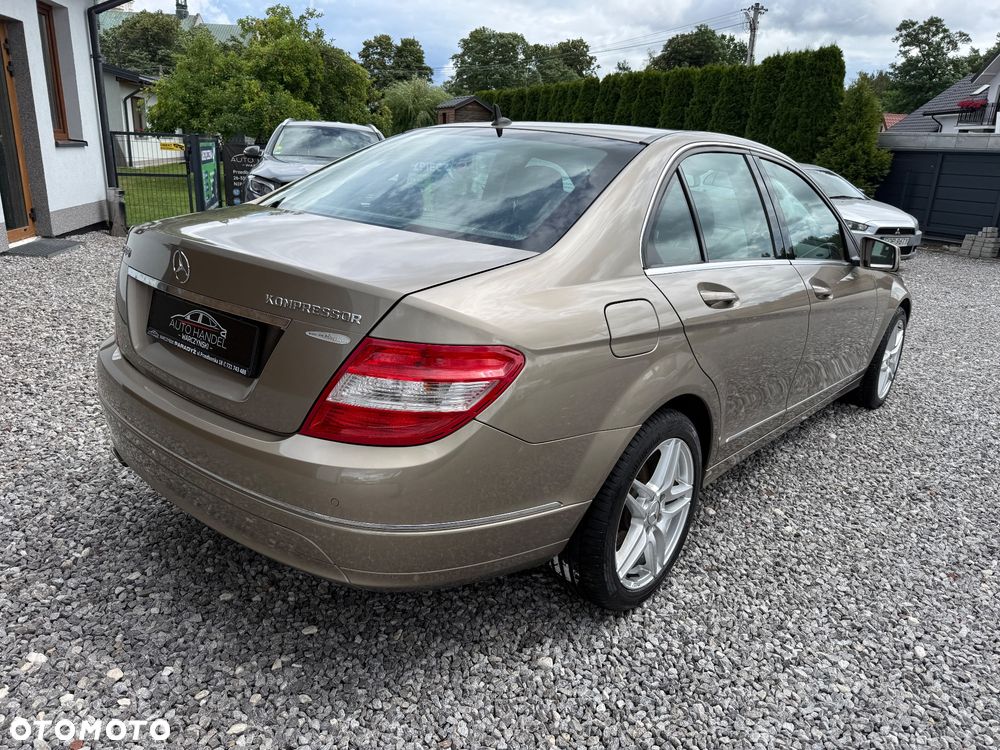 Mercedes-Benz Klasa C 200 Kompressor Elegance - 26
