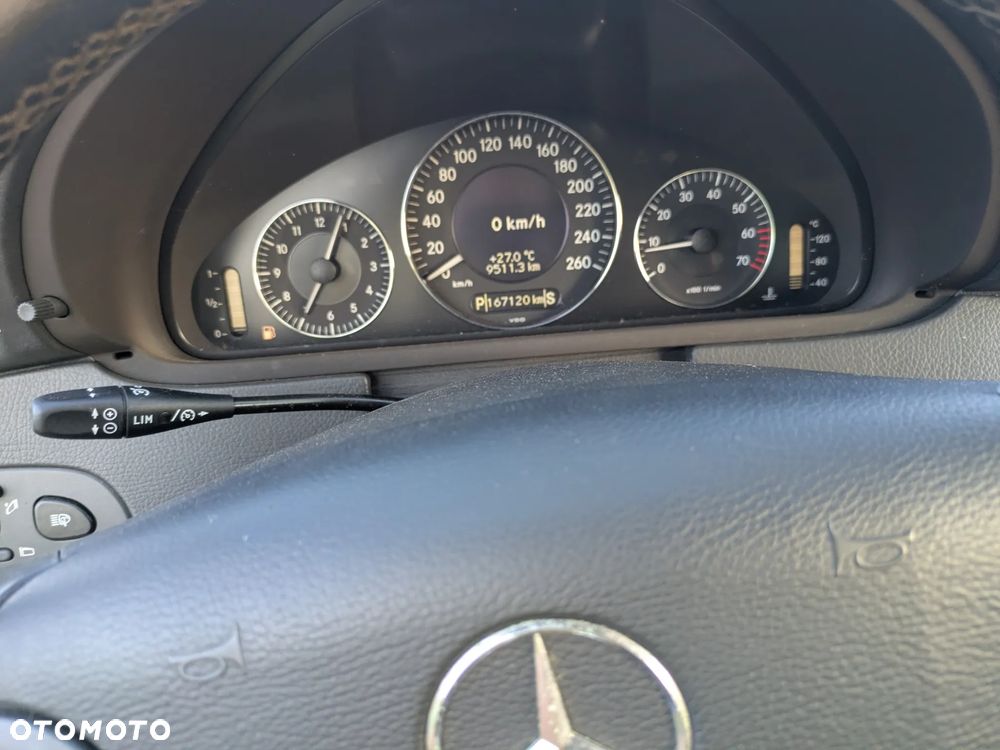 Mercedes-Benz CLK - 12