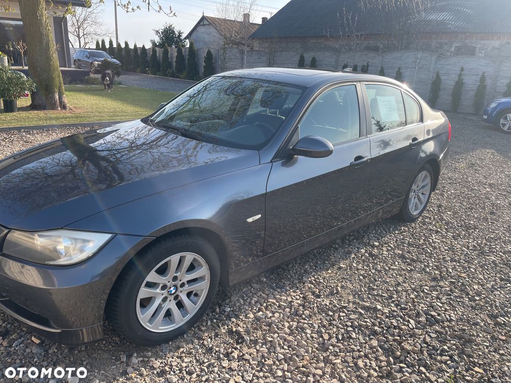BMW Seria 3 318i Edition Exclusive - 2