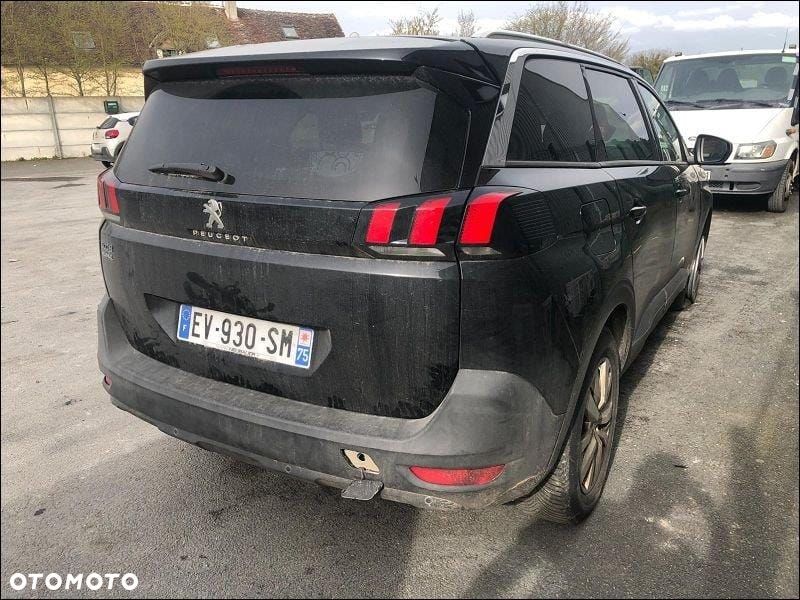 Peugeot 5008 - 2