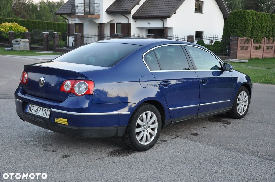 Volkswagen Passat 1.9 TDI Comfortline - 3