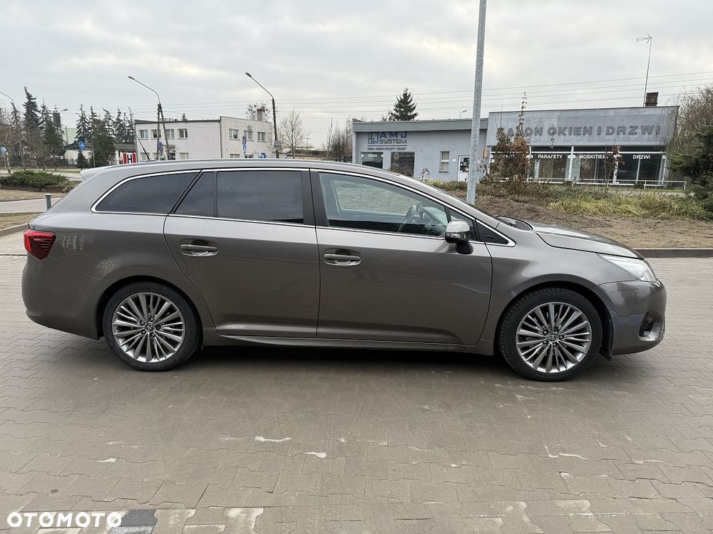 Toyota Avensis 2.0 D-4D Active Business - 3
