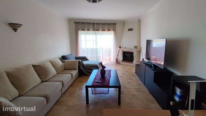 Apartamento T2 com garagem fechada - Grande imagem: 3/12