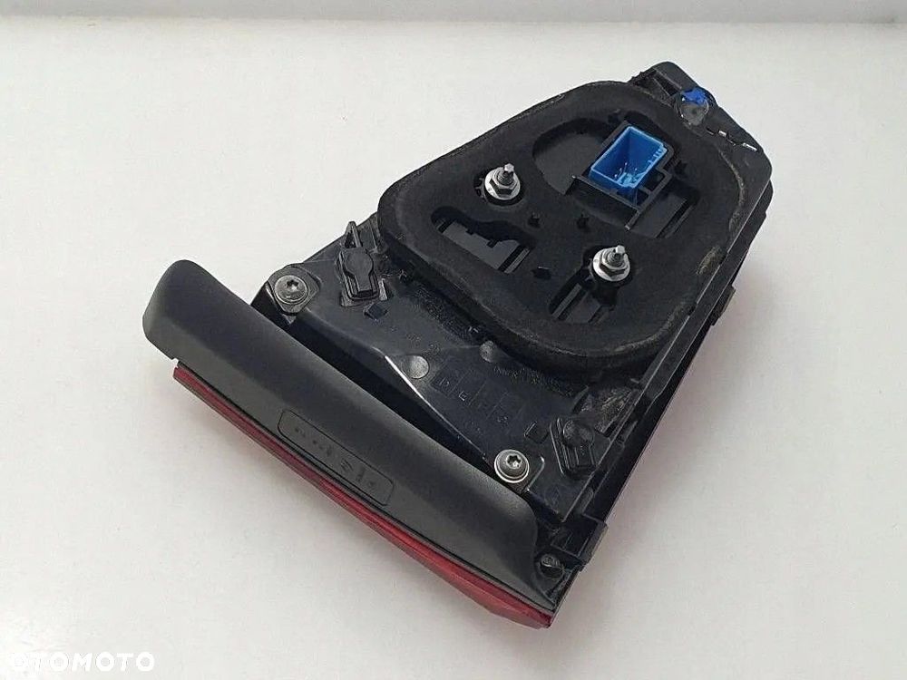 Volkswagen PASSAT B8 2019 Lampa tylna w klapie 3G9945307D - 6