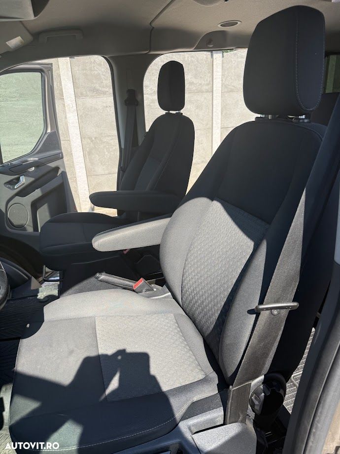 Ford Transit Custom - 11