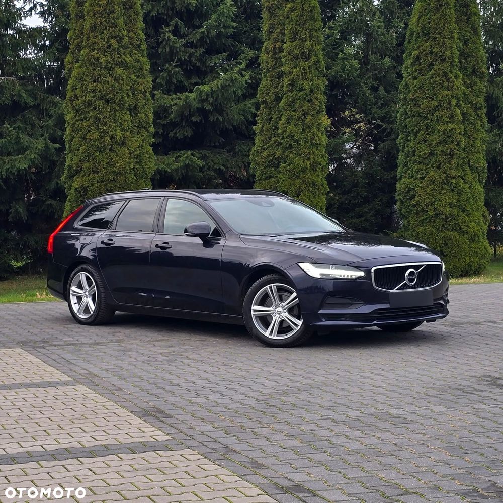 Volvo V90 D3 Momentum Pro - 9