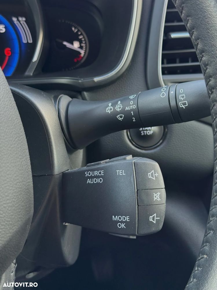 Renault Megane Grandtour ENERGY TCe 130 EDC BUSINESS - 28