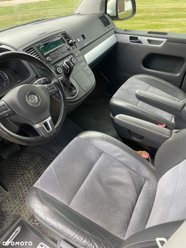 Volkswagen Multivan - 5