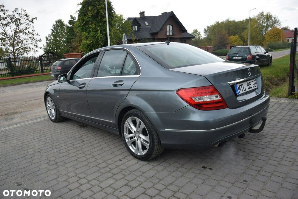 Mercedes-Benz Klasa C - 12