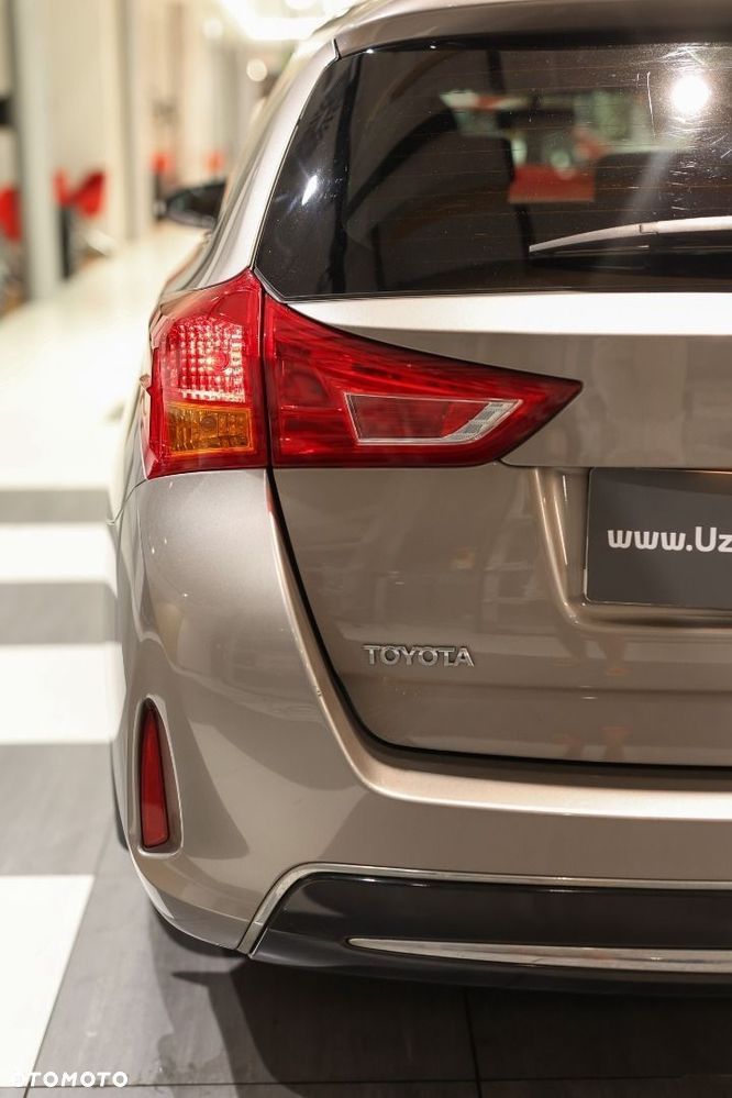 Toyota Auris - 24