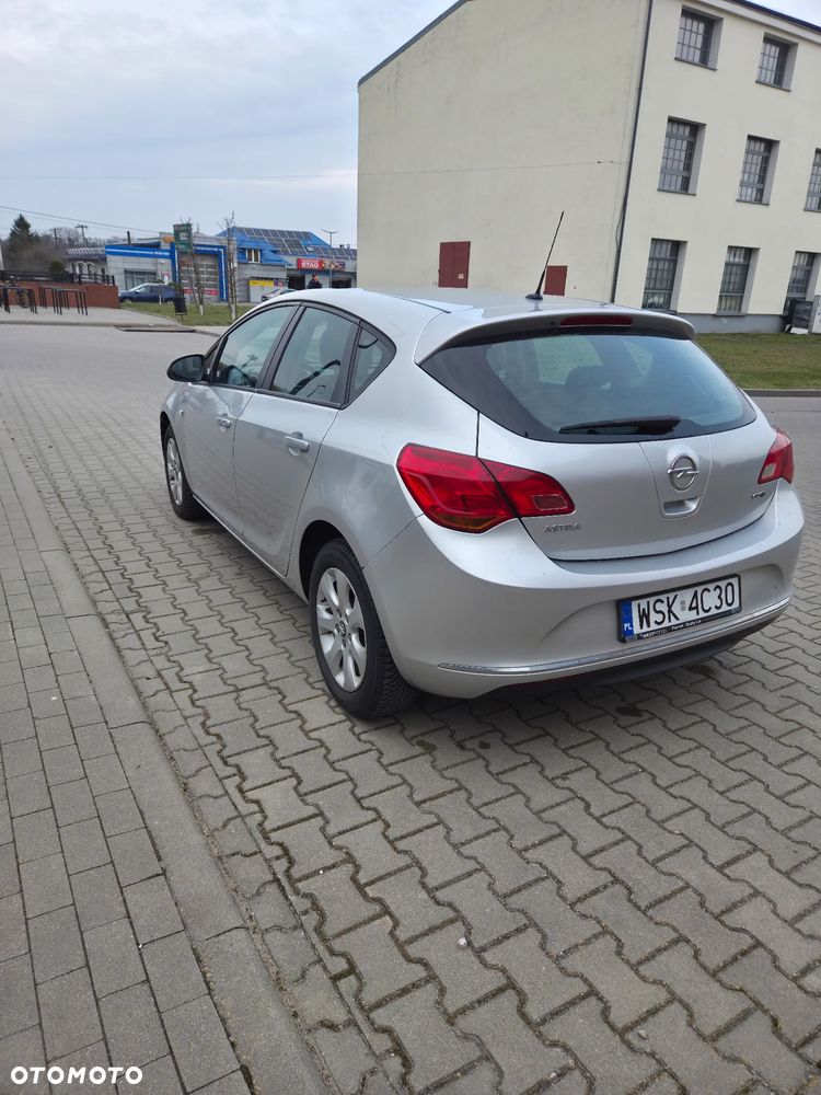 Opel Astra 1.7 CDTI Enjoy - 4