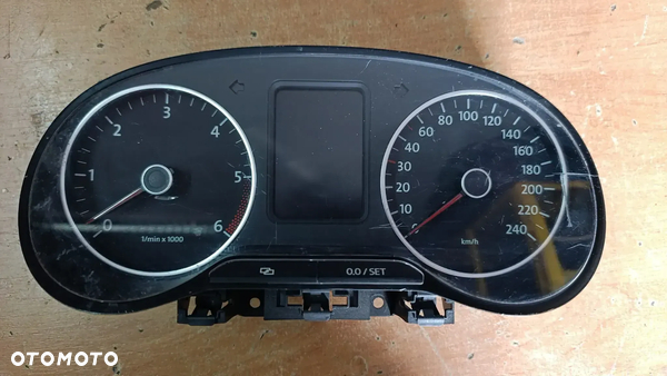 VW POLO ZEGARY ZEGAR LICZNIKI DIESEL 6R0920861H