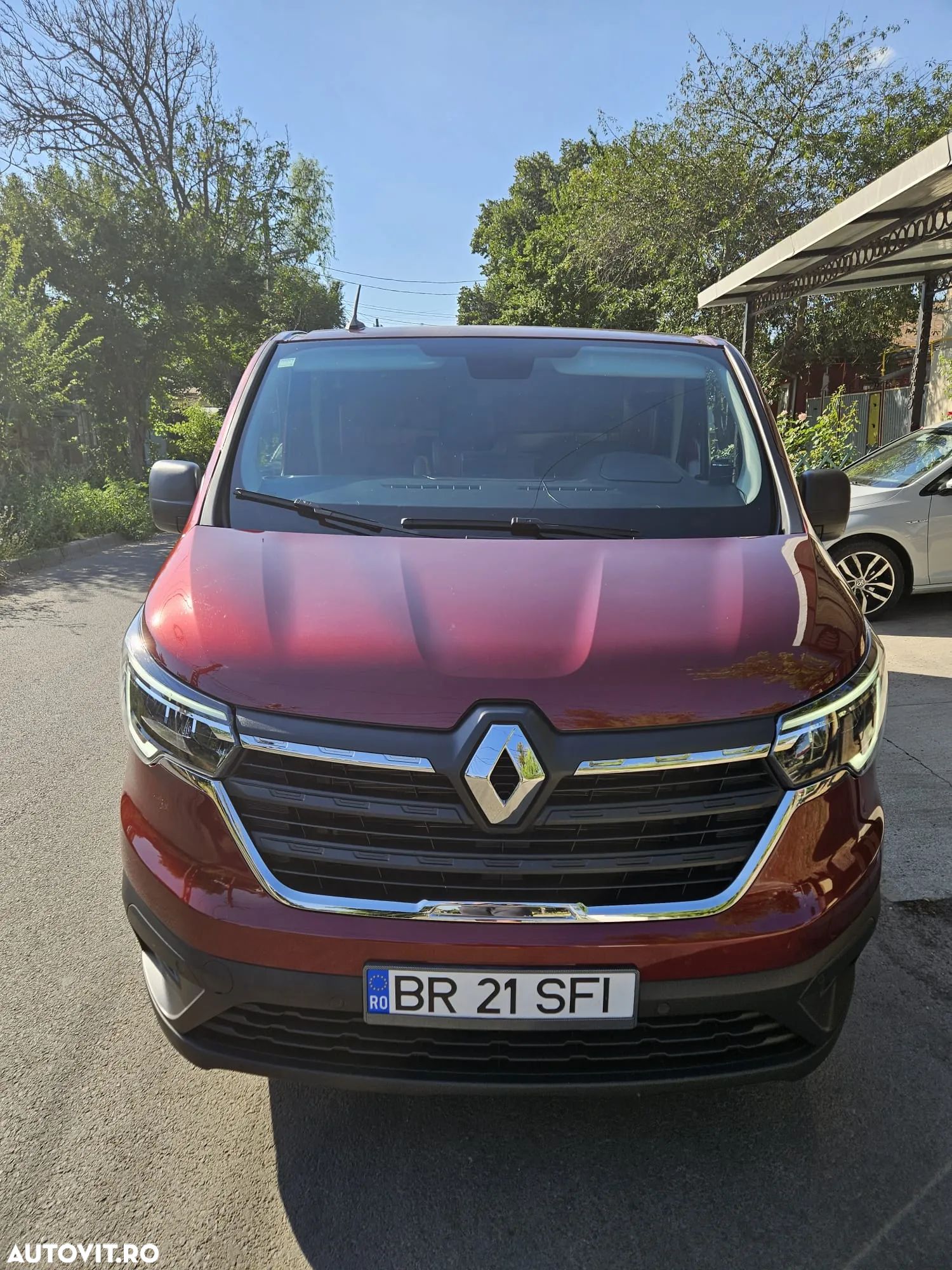 Renault Trafic - 1